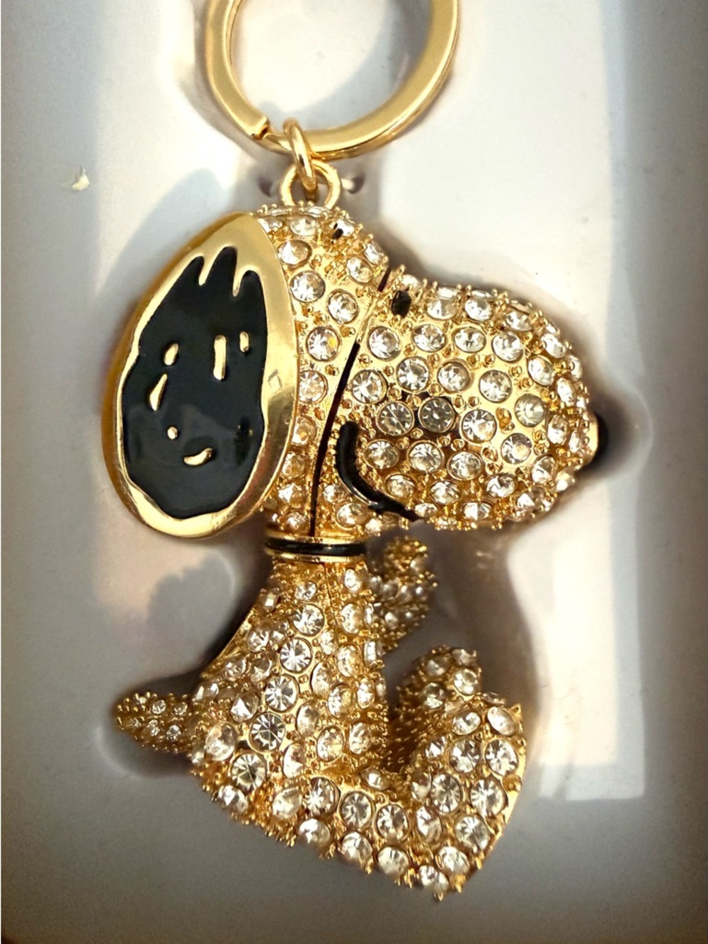 Peanuts Gold Tone and Black Snoopy 3D Crystal Clip-On Bag Charm Keychain - Picture 3 of 13
